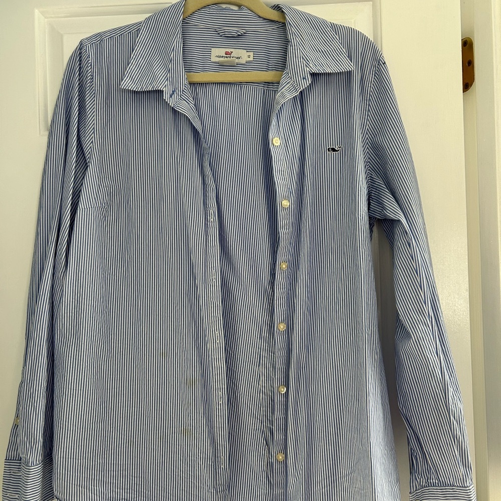 Vineyard Vines Women's Blue Pinstripe Button Down Shirt